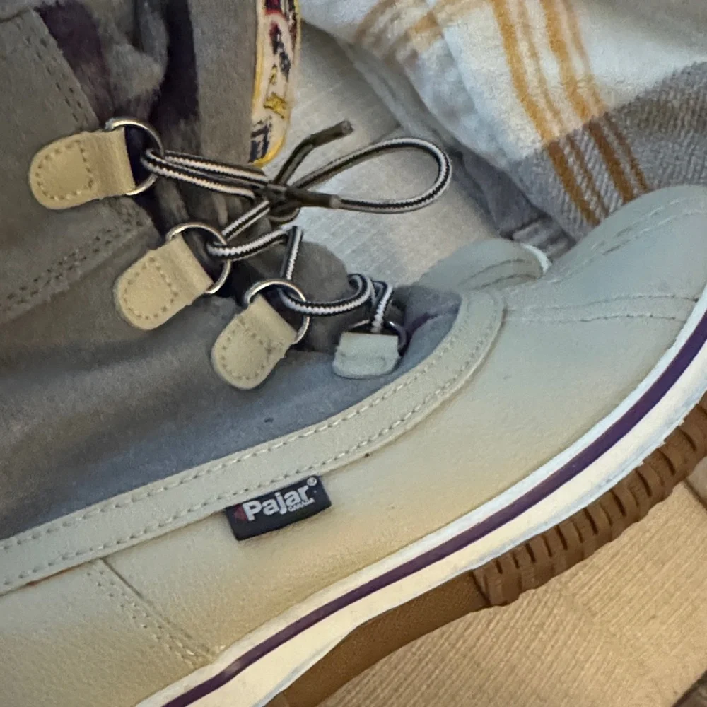 Pajar Taupe and Charcoal Snow Boots - Picture 10 of 10